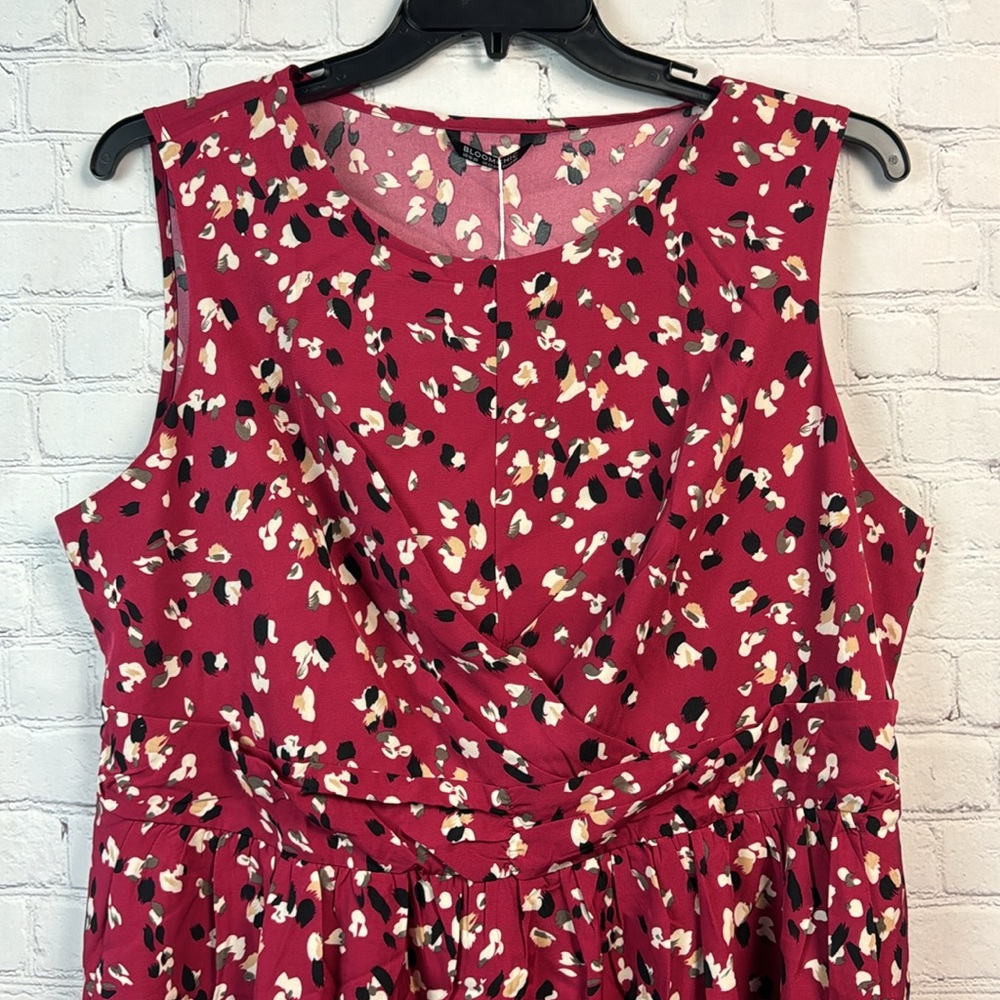 BloomChic Pink Floral Midi Dress - Picture 4 of 6